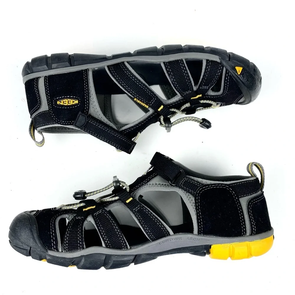 Keen Mens Seacamp2 Black Water Sandals Sz 7 (39)